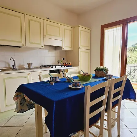Le Residenze Con Piscina Nausicaa E Borgo Dei Mirti *
