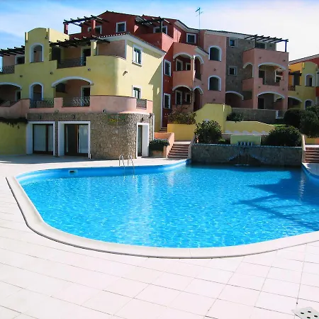 Le Residenze Con Piscina Nausicaa E Borgo Dei Mirti Santa Teresa Gallura