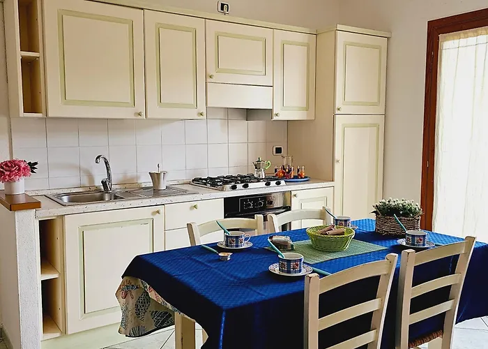 Le Residenze Con Piscina Nausicaa E Borgo Dei Mirti Санта-Тереза-Галлура